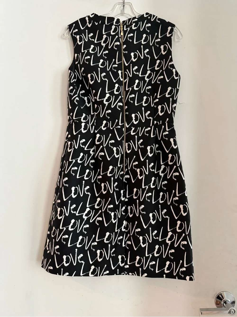 kate spade Black and White 'LOVE' Print Sleeveless Shift Dress